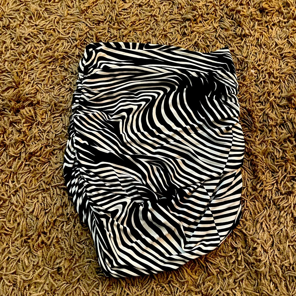 T bags Los Angeles  ruched skirt